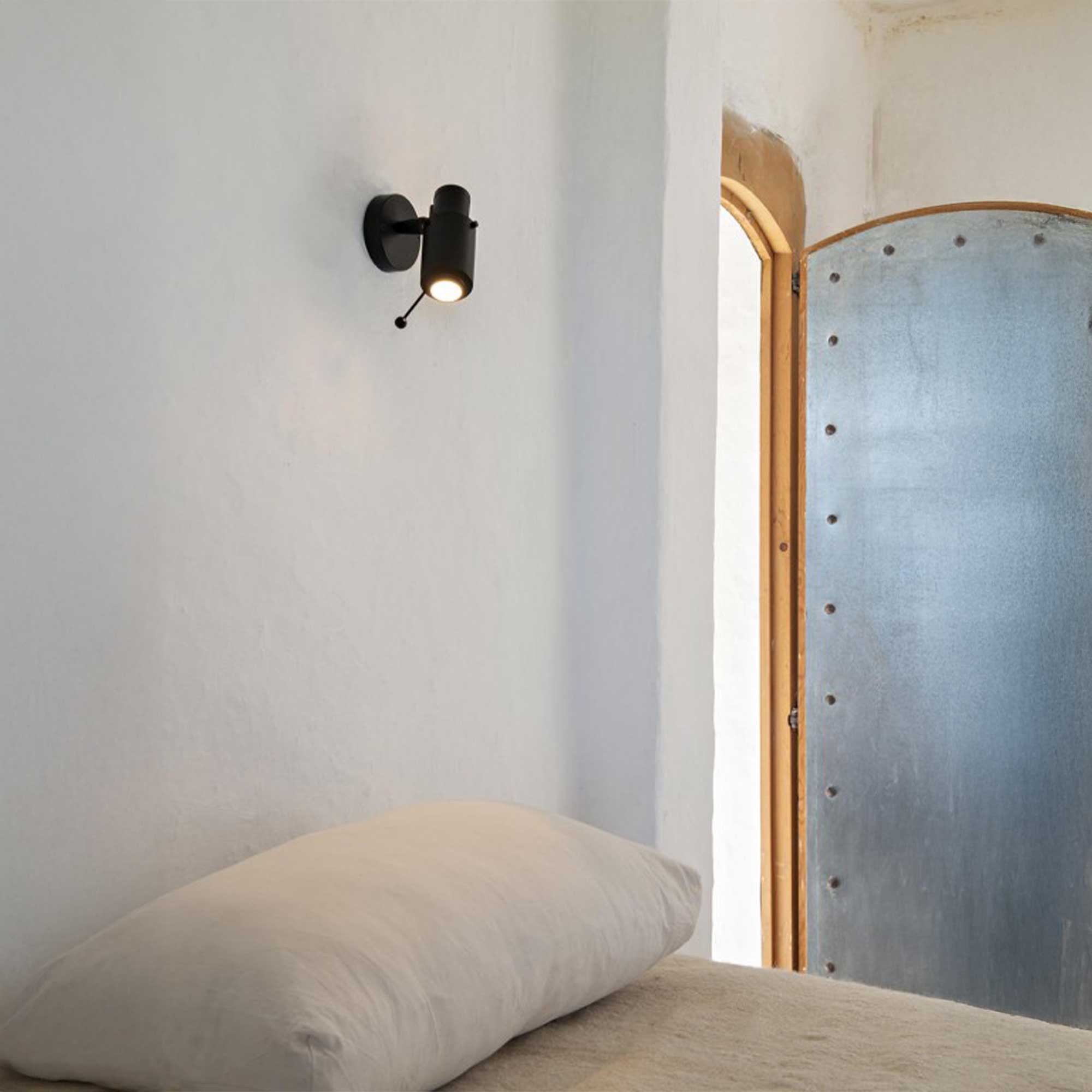 DCW éditions Biny Spot