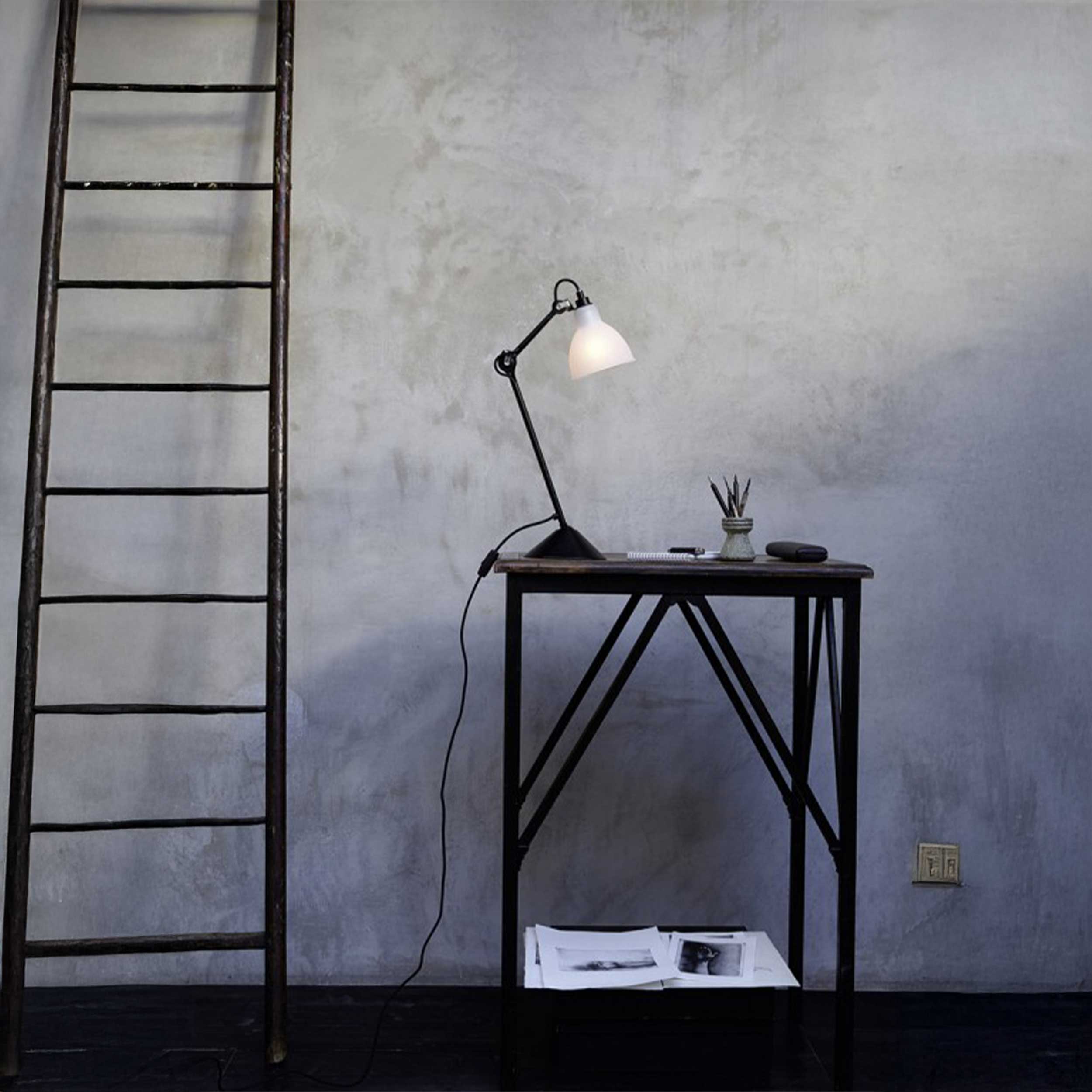 DCW éditions Lampe Gras N°205 E14