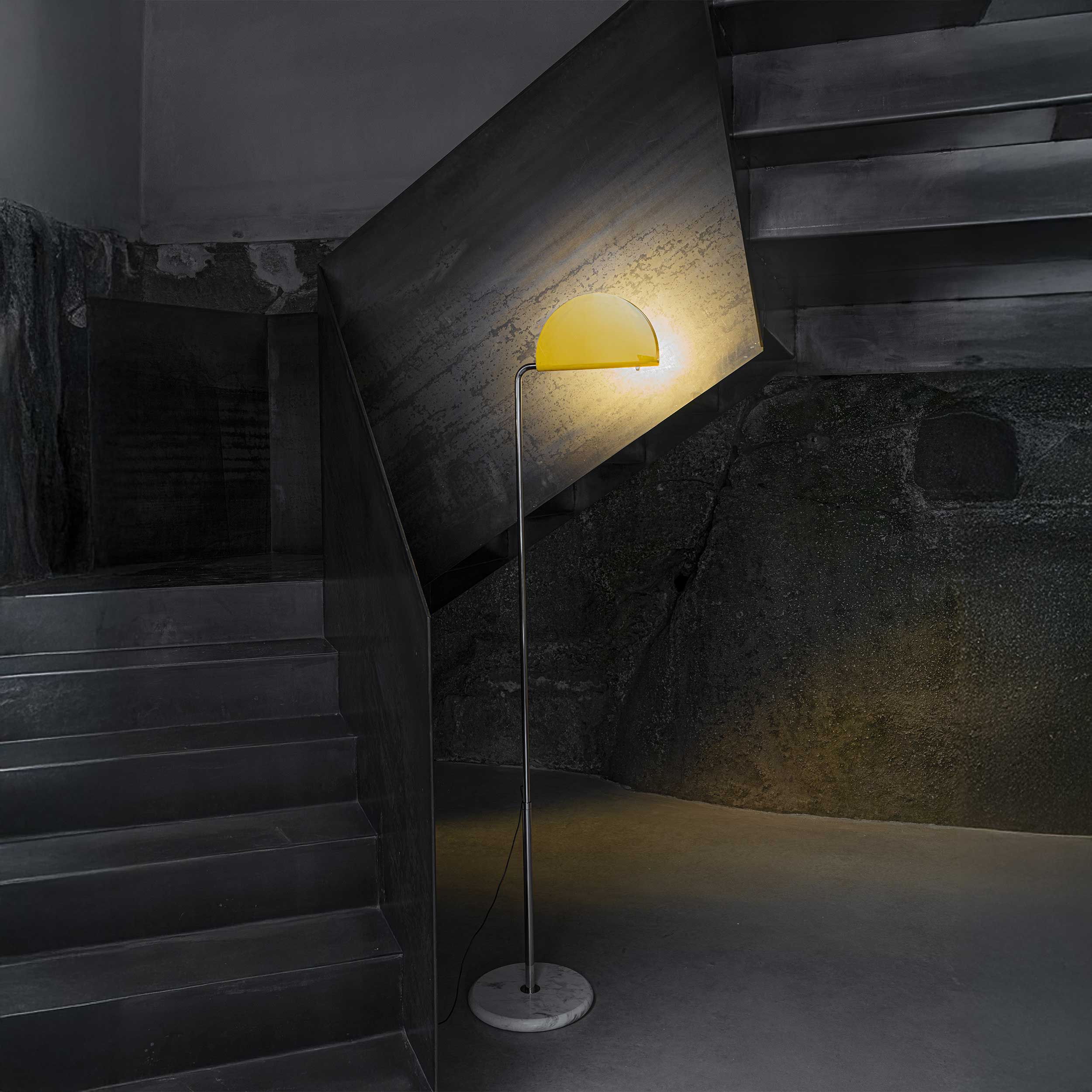 DCW éditions Mezzaluna LED