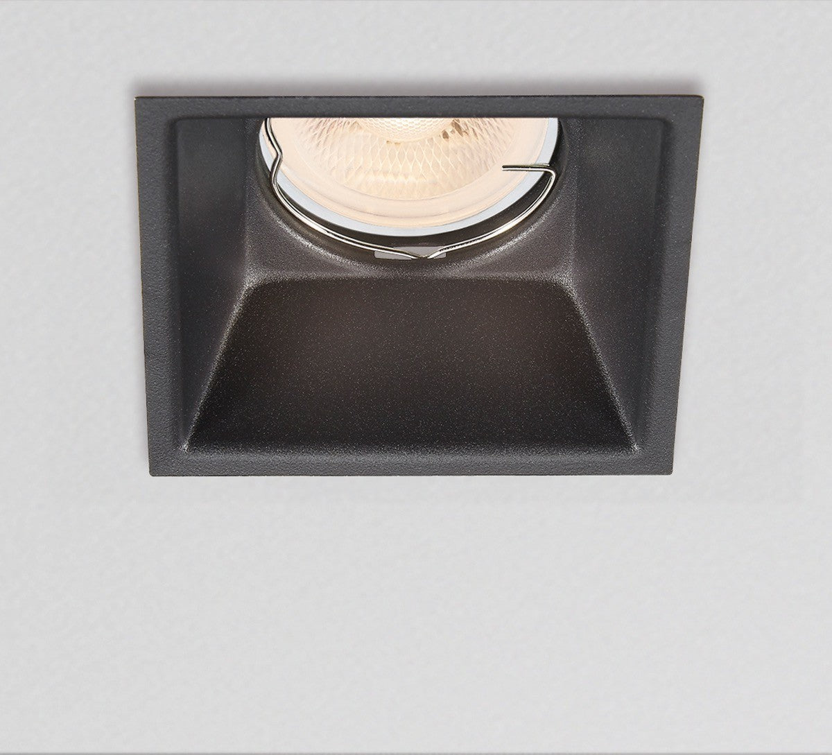 VK Light Nana GU10, verstellbare Einbau-Spotleuchte in quadratischer Form