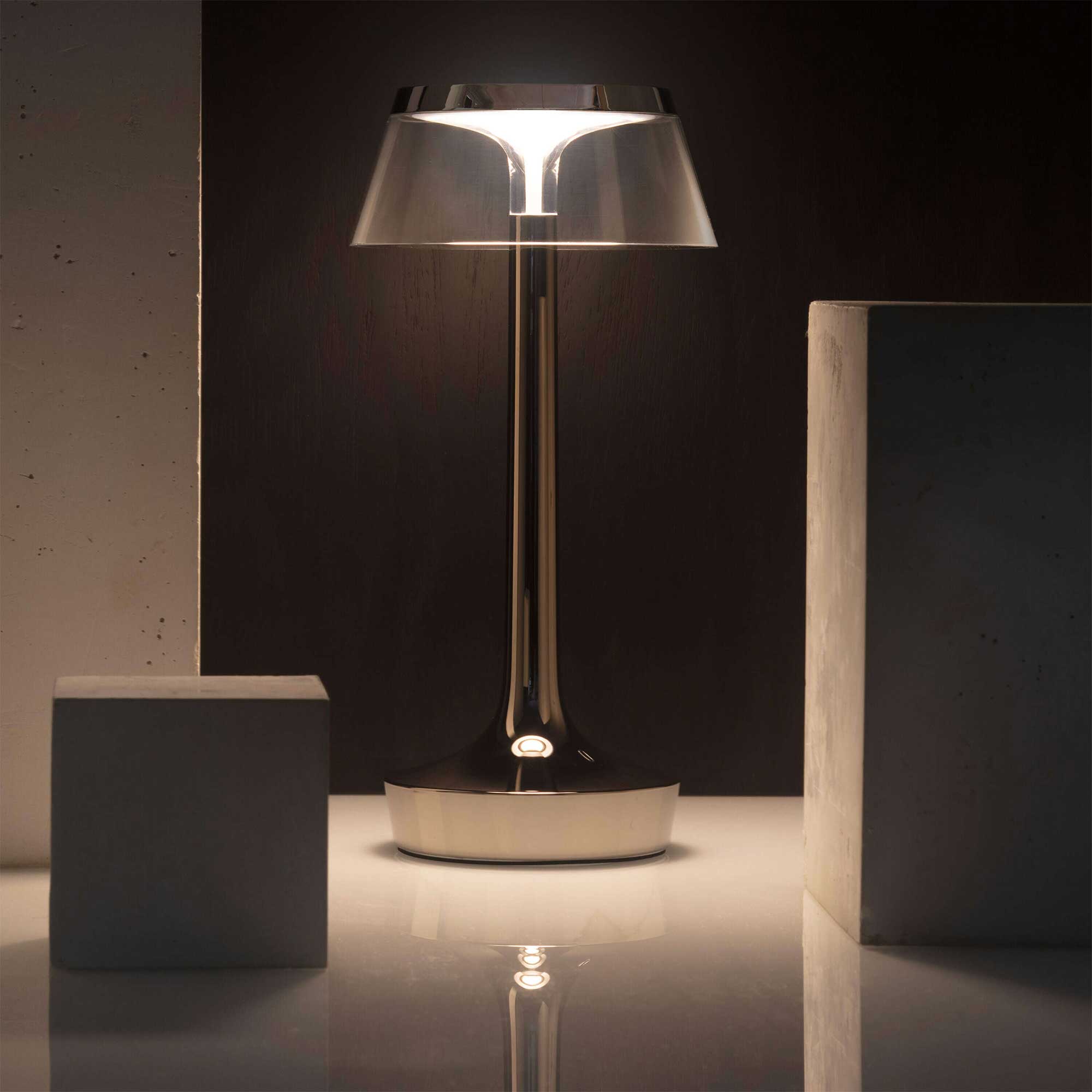 Flos Bon Jour Unplugged LED stolní přenosné svítidlo