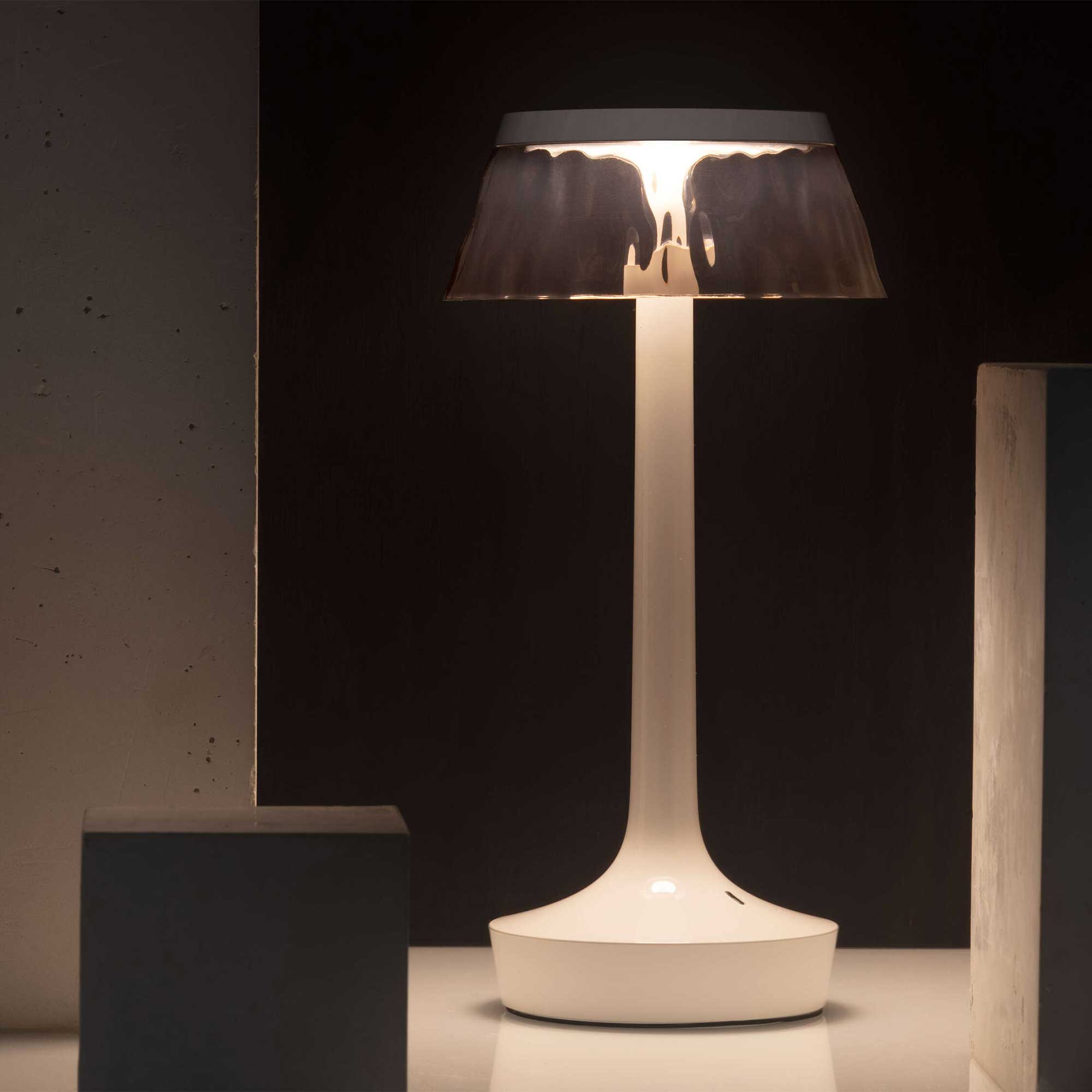 Flos Bon Jour Unplugged LED stolní přenosné svítidlo