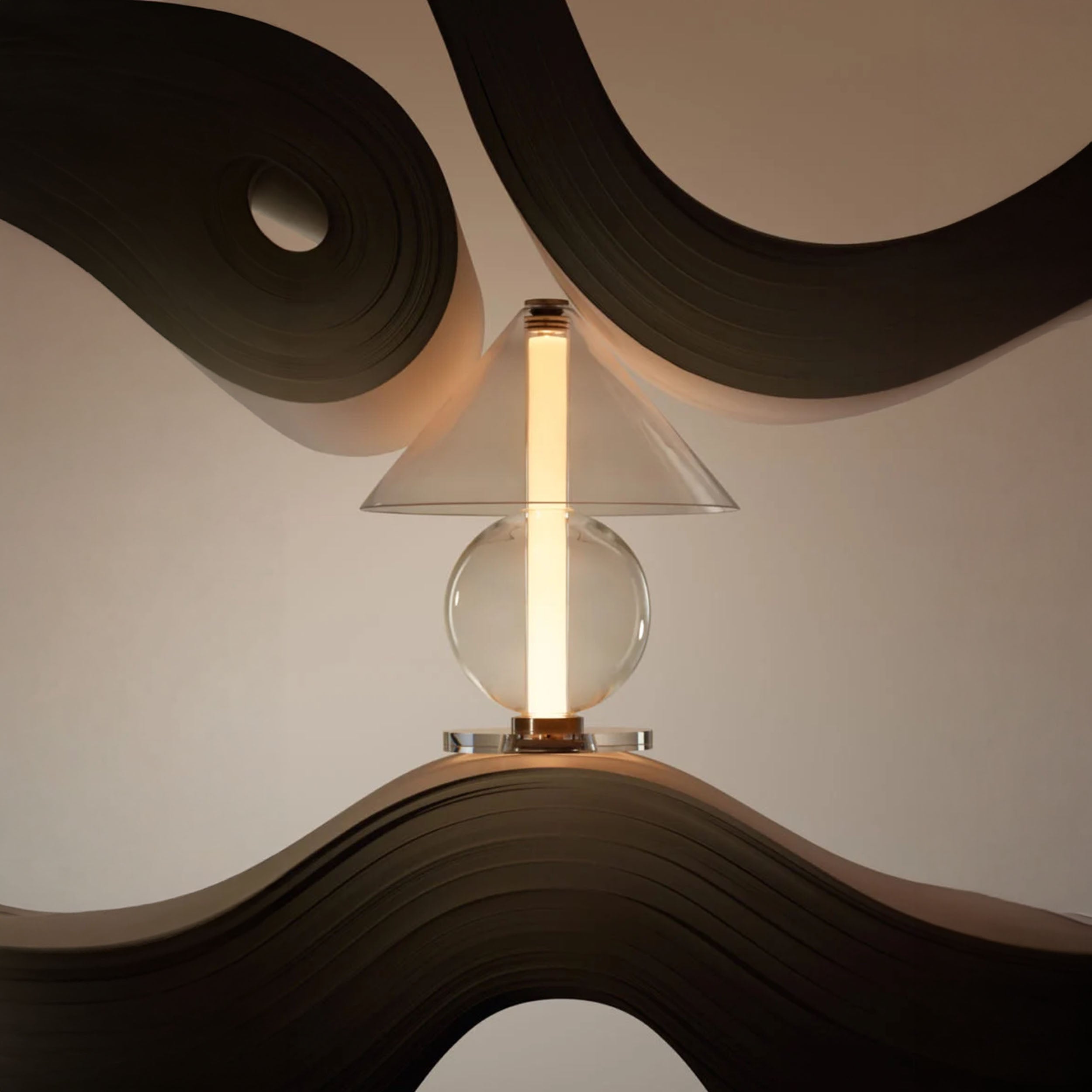 Marset Fragile LED Tischlampe