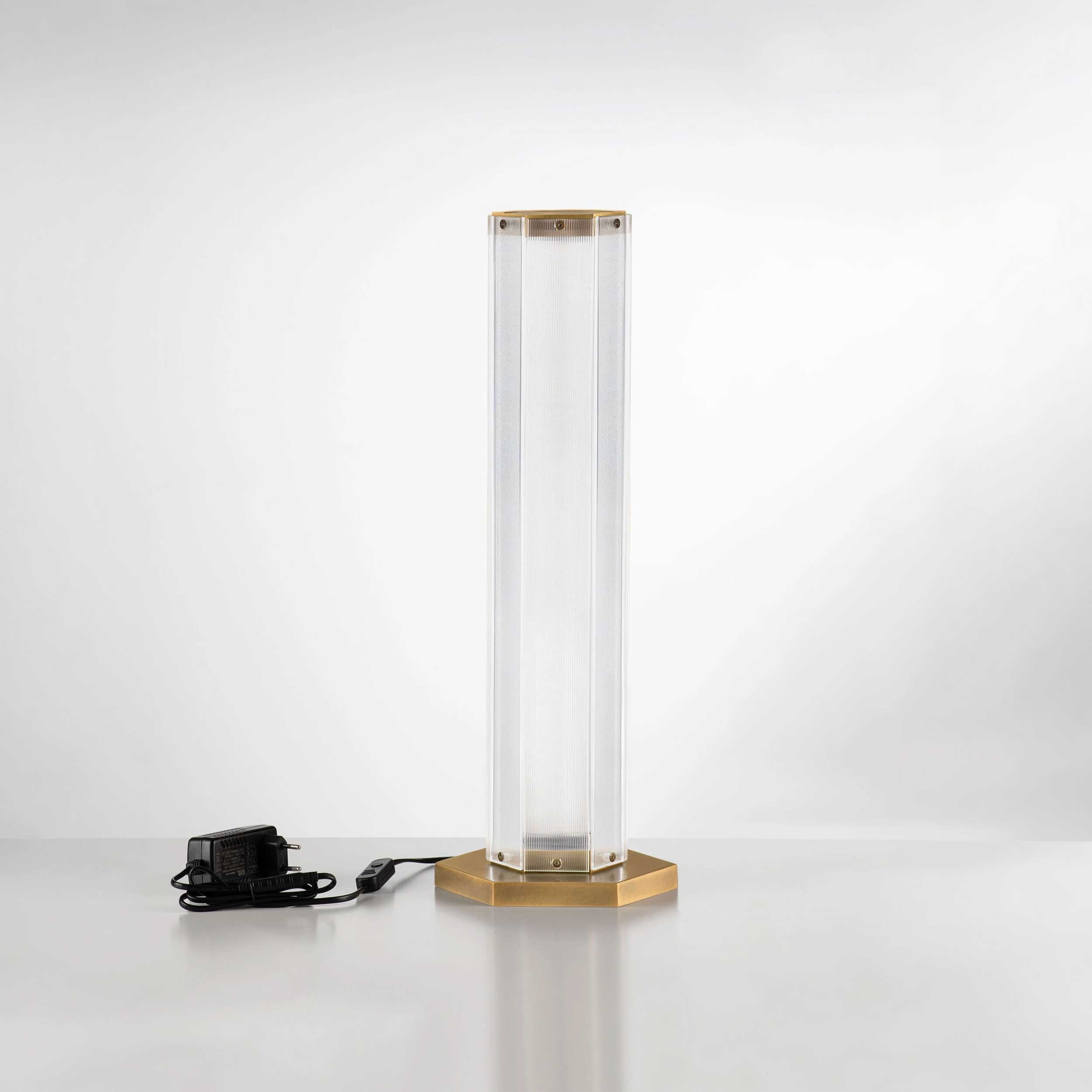 Nova Luce Essenzo LED Tischlampe