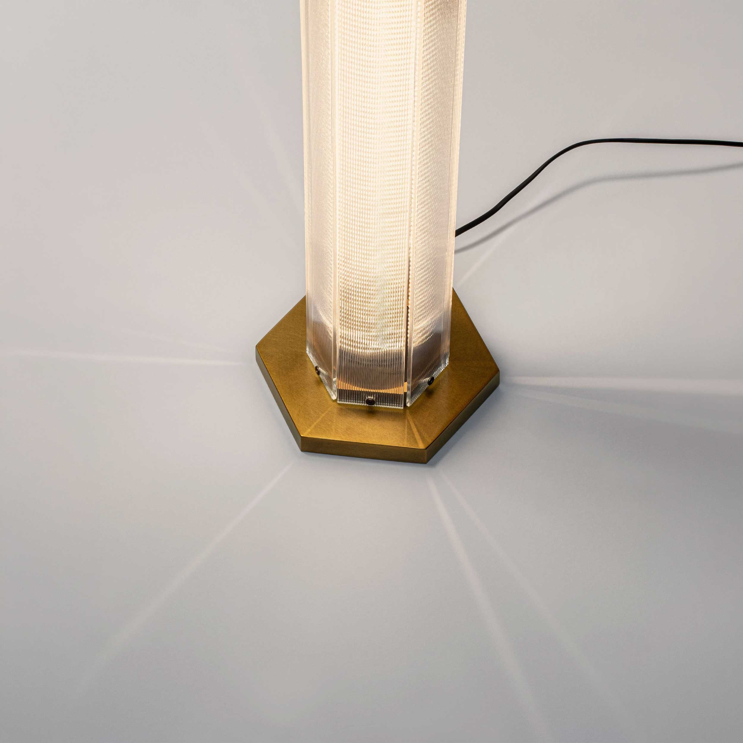Nova Luce Essenzo LED Tischlampe