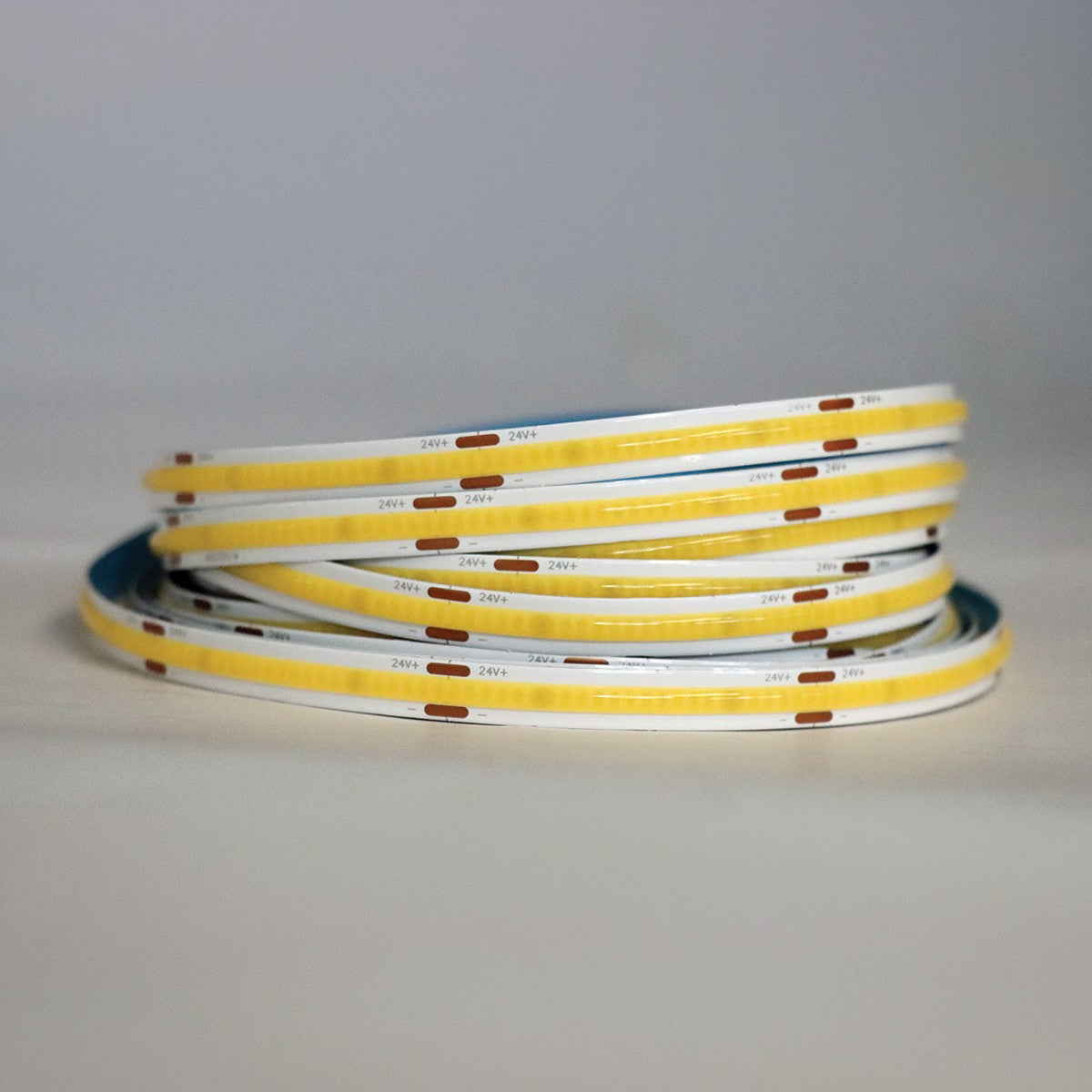 LED-Streifen COB 24 V, CRI 90, IP 20, 3000 K/4000 K, dimmbar (5 m)