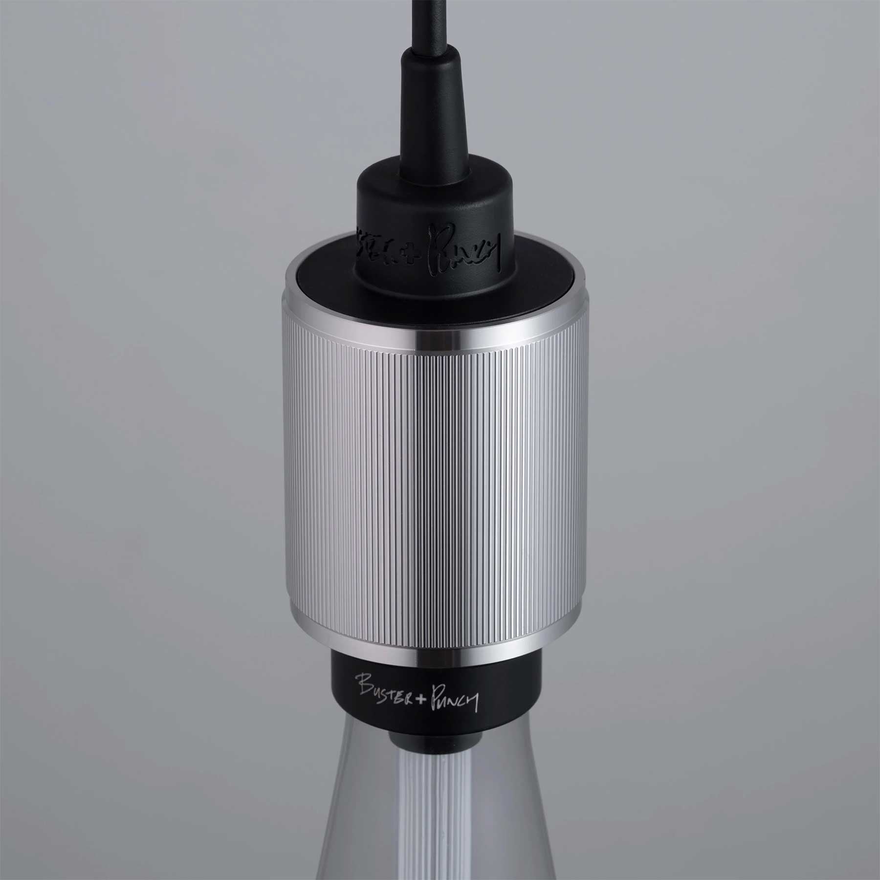 Buster & Punch Heavy Metal Linear E27 závěsné svítidlo