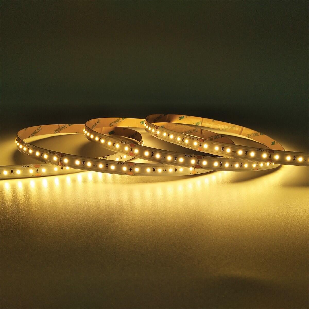 <i data-tl='DF7A349'>LED-Lichtband 24 V, CRI 90, IP 20, 2700 K (5 m)