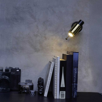 DCW éditions Biny Spot 