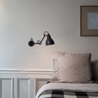 DCW éditions Lampe Gras N°204 E27 Wandleuchte für das Bett