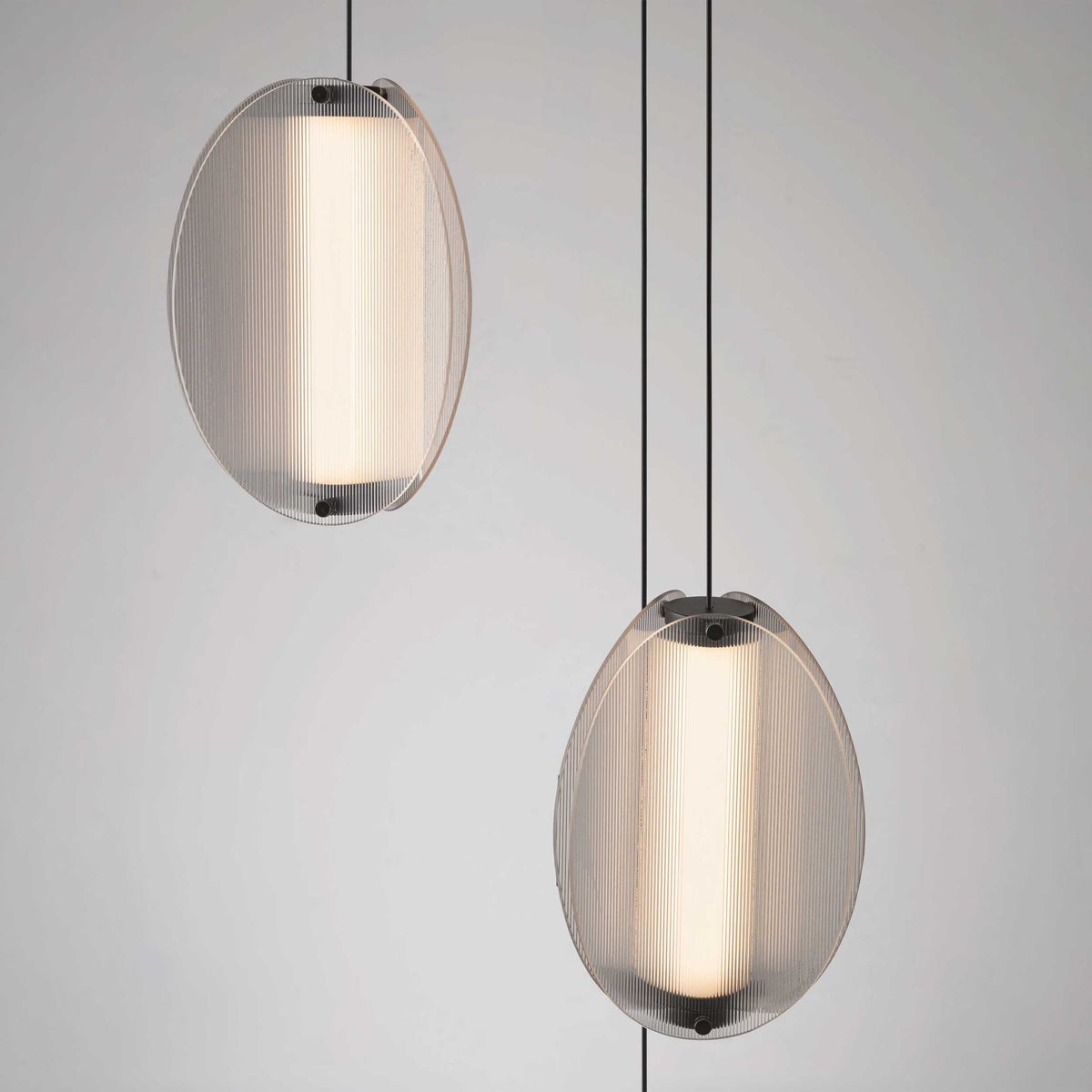 Nova Luce Noir LED-Pendelleuchte, vertikal