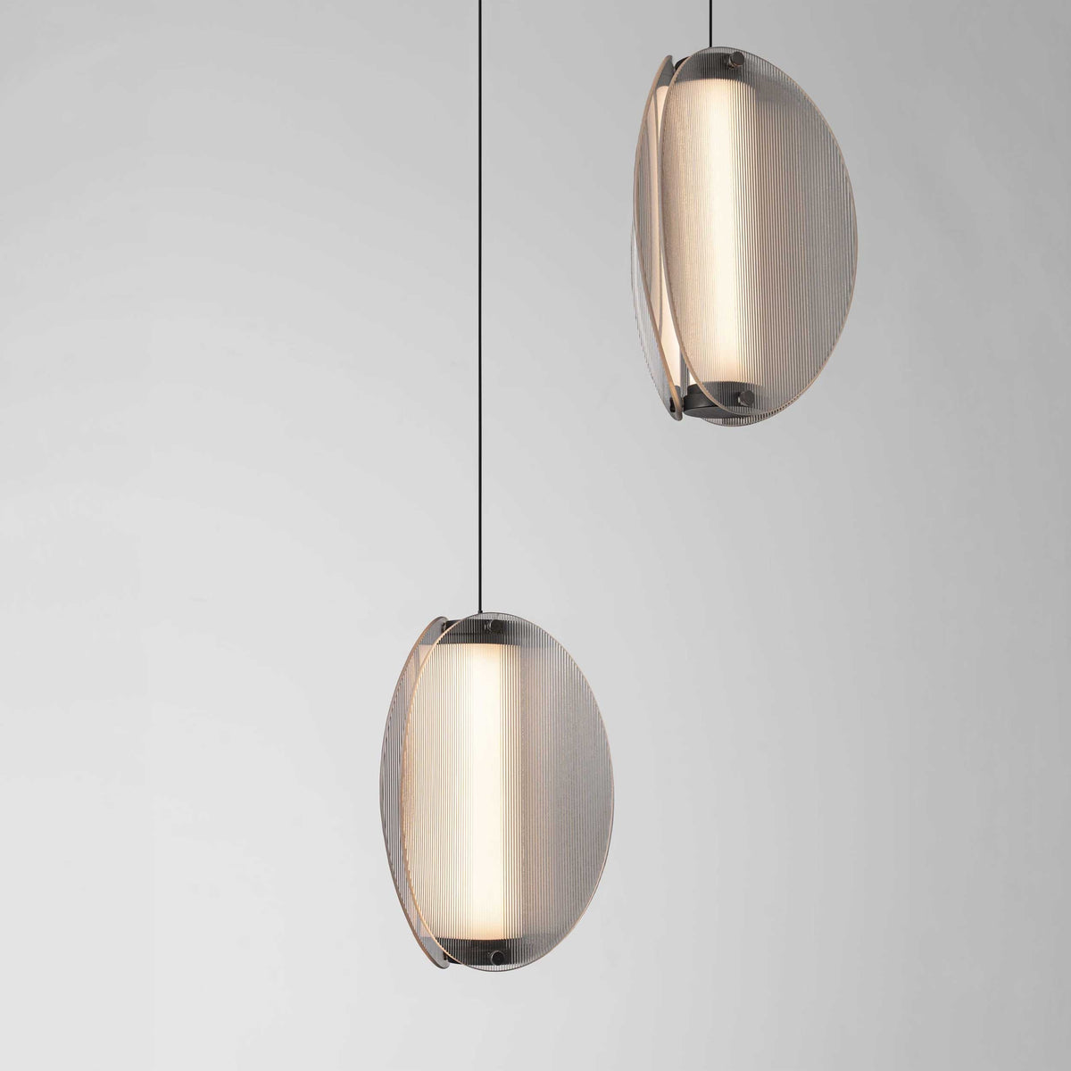 Nova Luce Noir LED-Pendelleuchte, vertikal